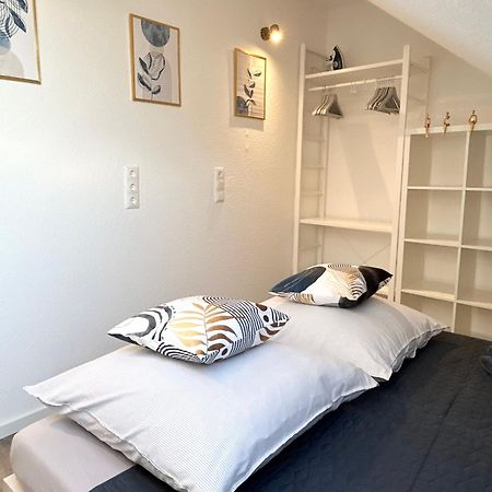 Lgh-Moderne, Ruhige Wohnung, Naehe Zum Flughafen Und Autobahn, 24H-Self-Check-In, Vollausgestattet, Disneyplus, Waschmaschine Langenhagen  ภายนอก รูปภาพ