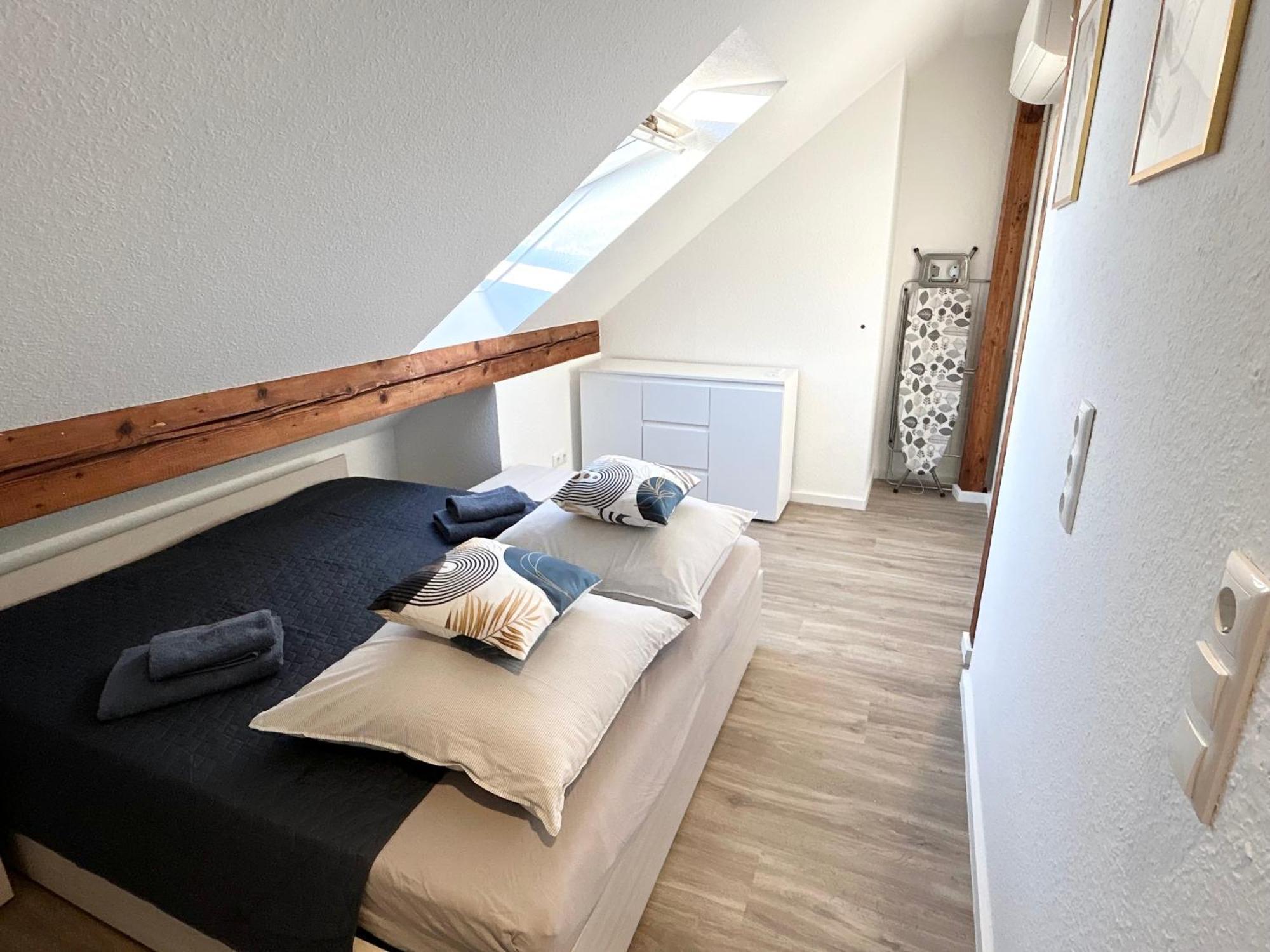 Lgh-Moderne, Ruhige Wohnung, Naehe Zum Flughafen Und Autobahn, 24H-Self-Check-In, Vollausgestattet, Disneyplus, Waschmaschine Langenhagen  ภายนอก รูปภาพ