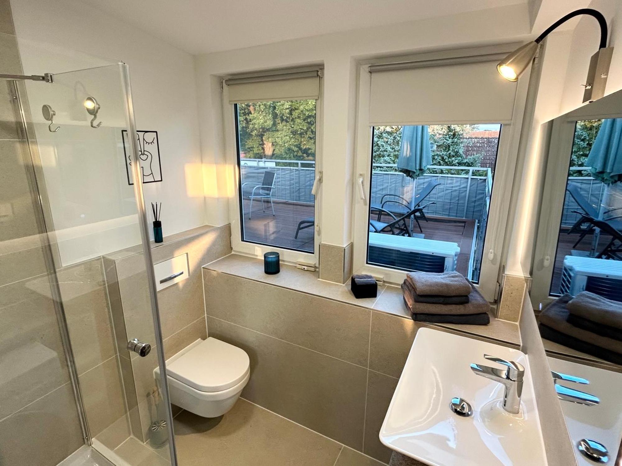 Lgh-Moderne, Ruhige Wohnung, Naehe Zum Flughafen Und Autobahn, 24H-Self-Check-In, Vollausgestattet, Disneyplus, Waschmaschine Langenhagen  ภายนอก รูปภาพ