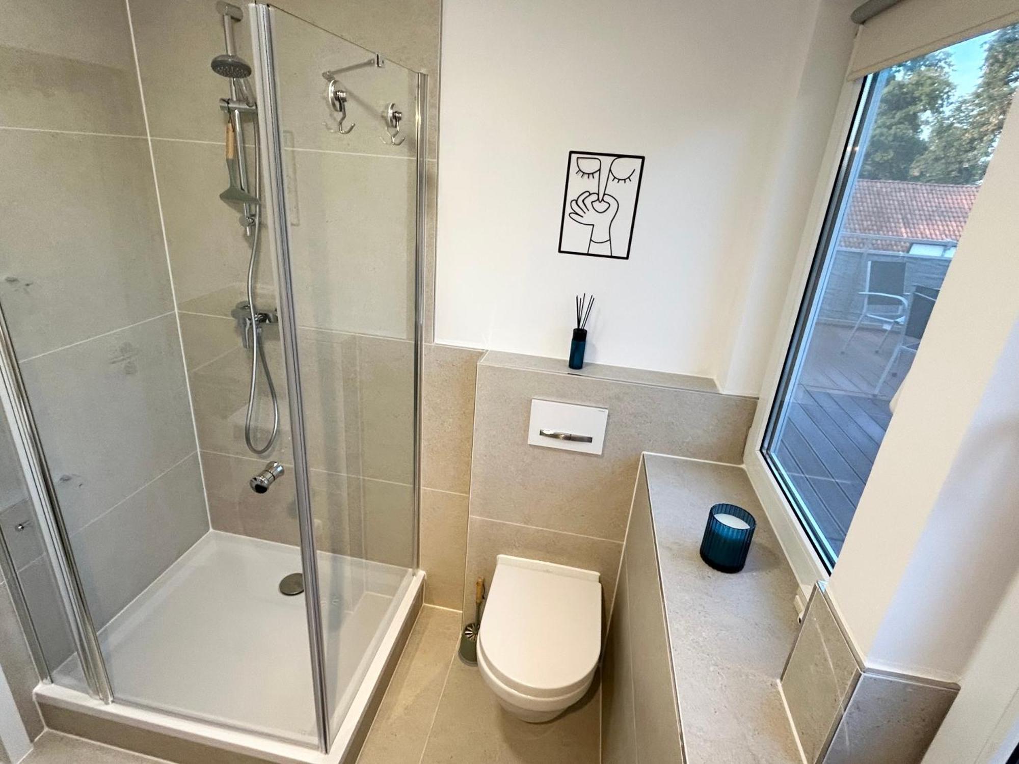 Lgh-Moderne, Ruhige Wohnung, Naehe Zum Flughafen Und Autobahn, 24H-Self-Check-In, Vollausgestattet, Disneyplus, Waschmaschine Langenhagen  ภายนอก รูปภาพ